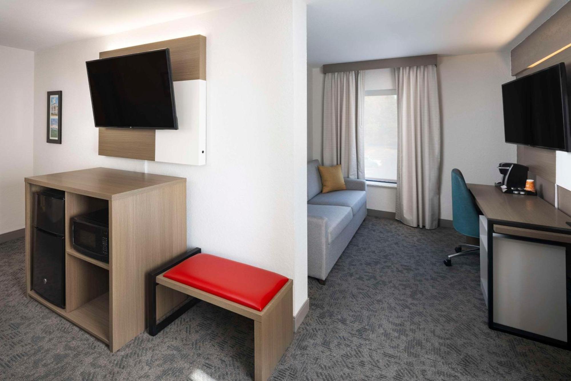 Comfort Inn & Suites Dahlonega University Area Luaran gambar